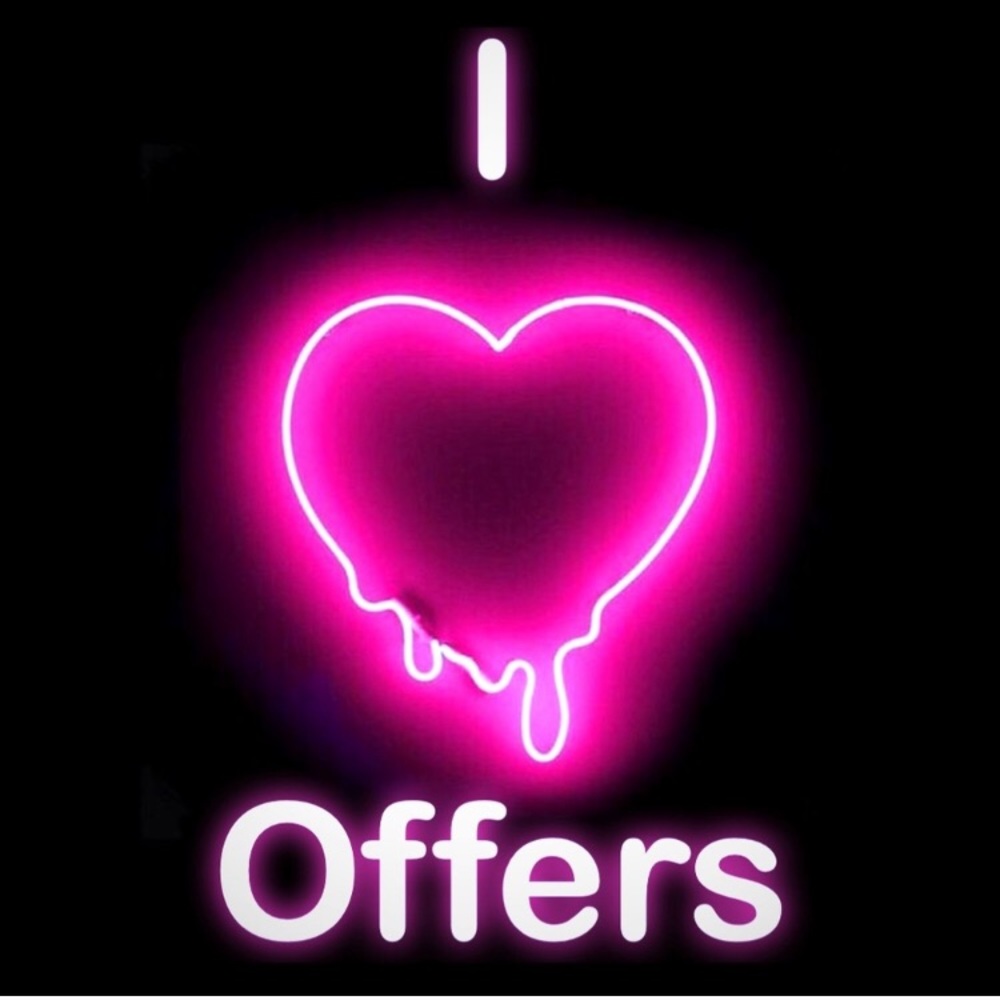 I love reasonable offers!! 🥰🥰